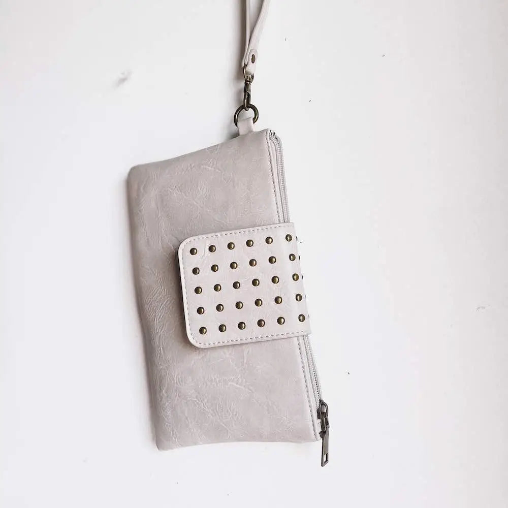 The Rivet Clutch - Cream