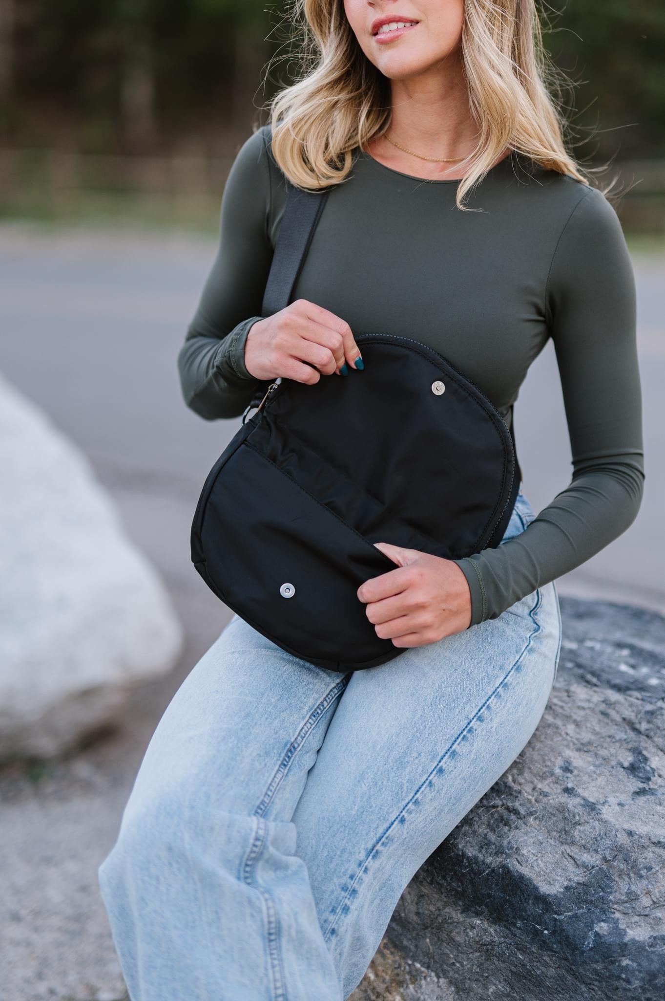 Margot Moon Belt Bag - Black