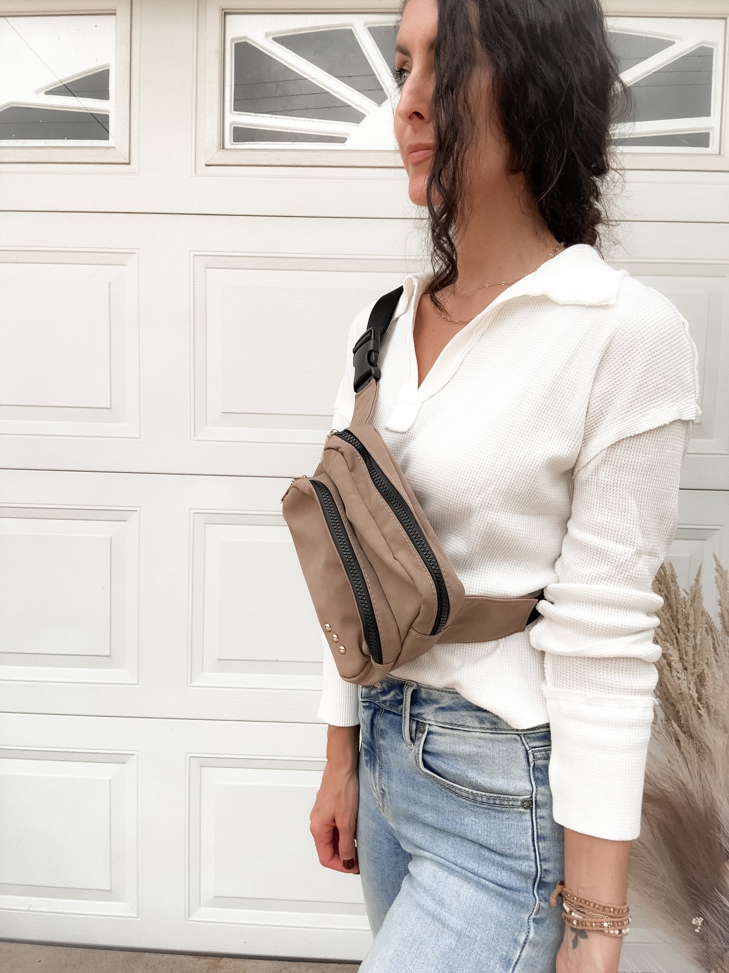 Tuscany Sling Bag - Khaki