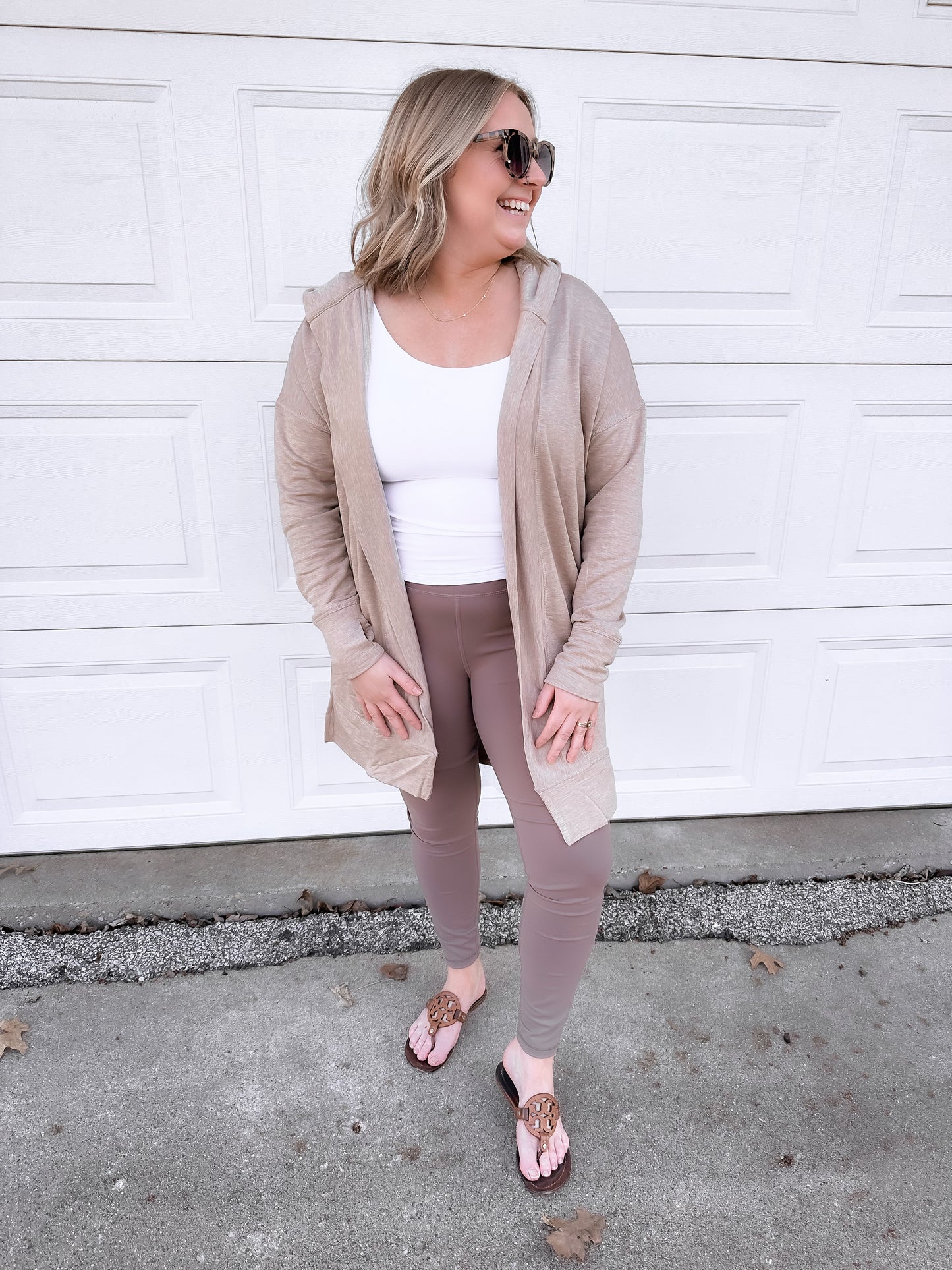Essential Solid Leggings - Taupe