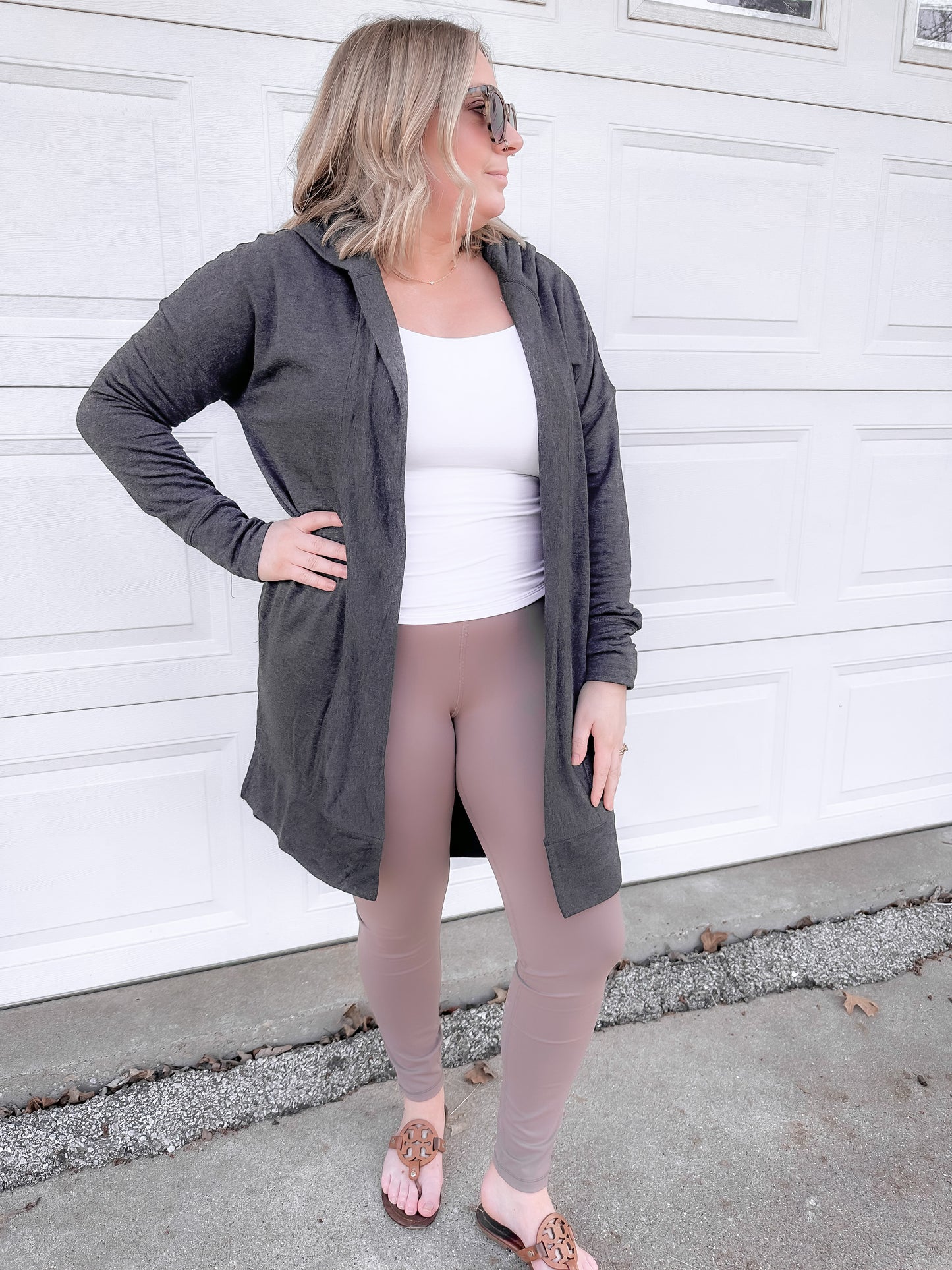 Essential Solid Leggings - Taupe