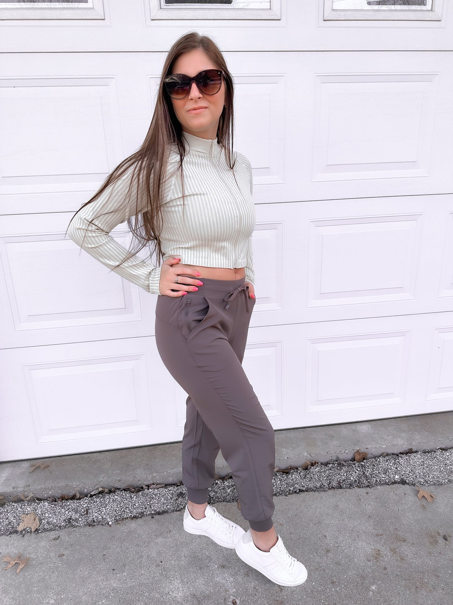 Cropped Activewear Zip Top