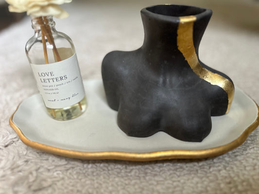 Oyster Tray - Stone With Gold