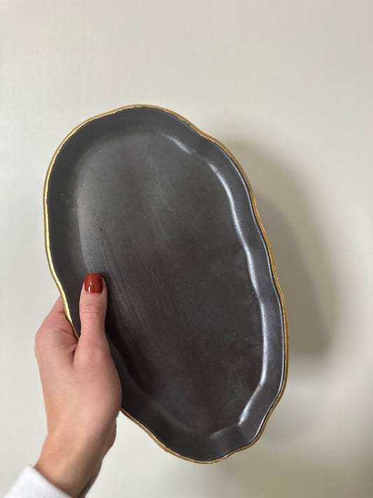 Oyster Tray - Midnight With Gold