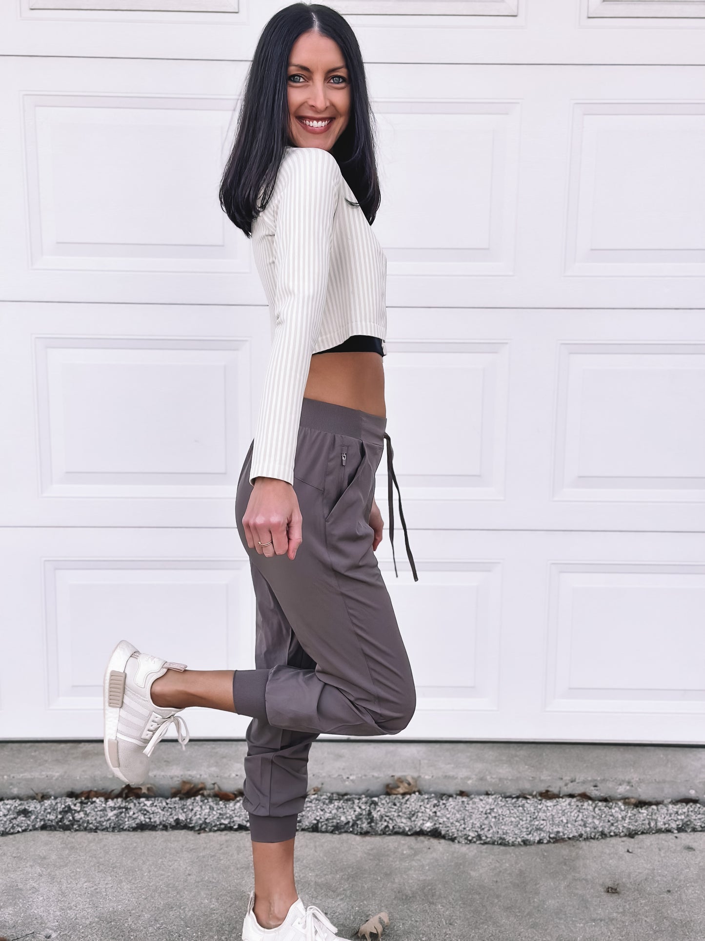 Cropped Activewear Zip Top