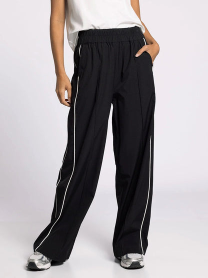 Larissa Pants