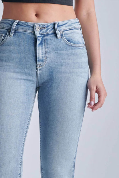 Amelia High Rise Clean Hem Skinny